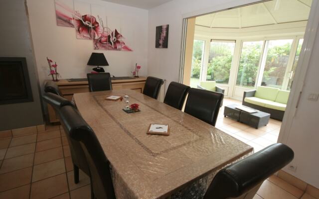 Authentic Villa in Erdeven France With Jacuzzi