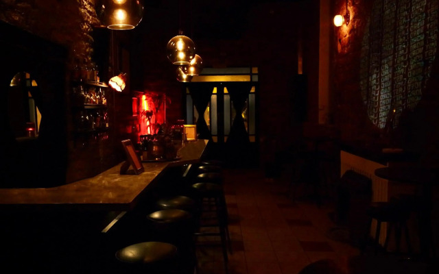 Metropole Hotel