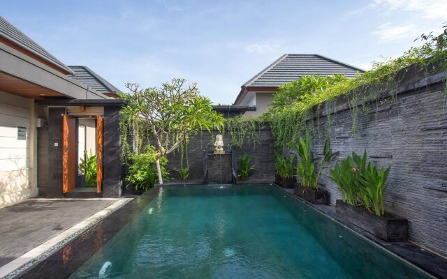 The Banyumas Suite Villa Legian