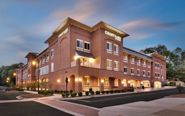 Courtyard by Marriott Atlanta Duluth Downtown