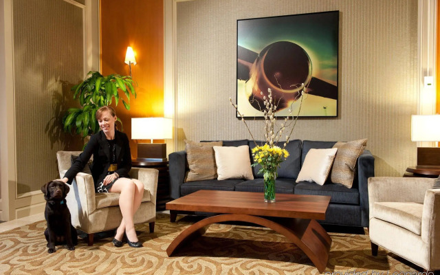 Radisson Blu Vancouver Airport Hotel & Marina
