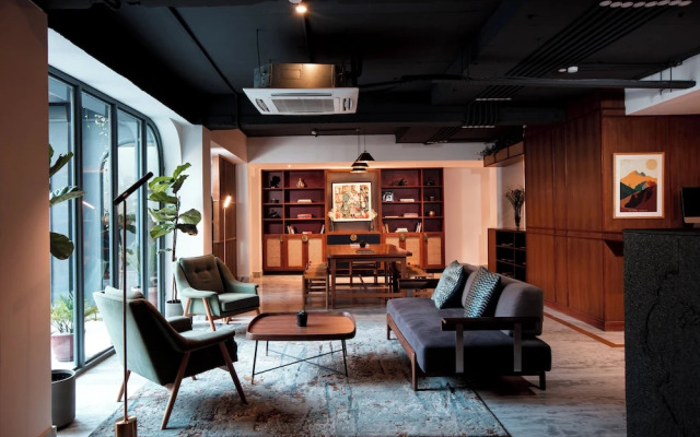 Nomad Hotel