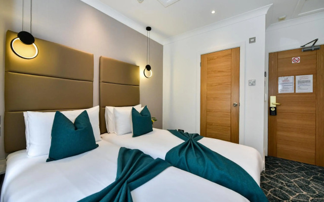 Queens Park Hotel