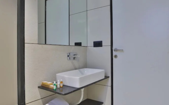 Hotel Elements
