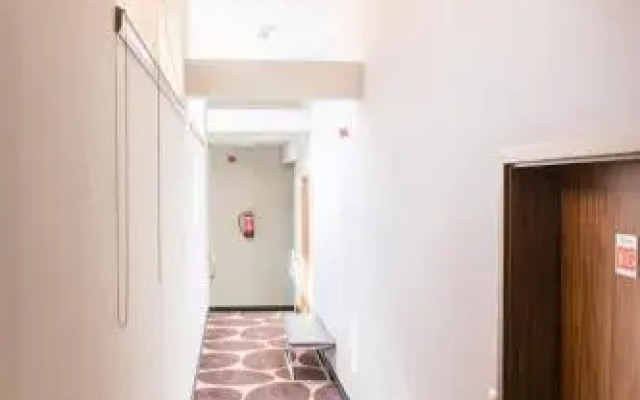 Victoria Garden Hotel és Étterem
