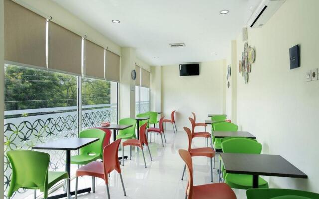 Rivisha Hotel