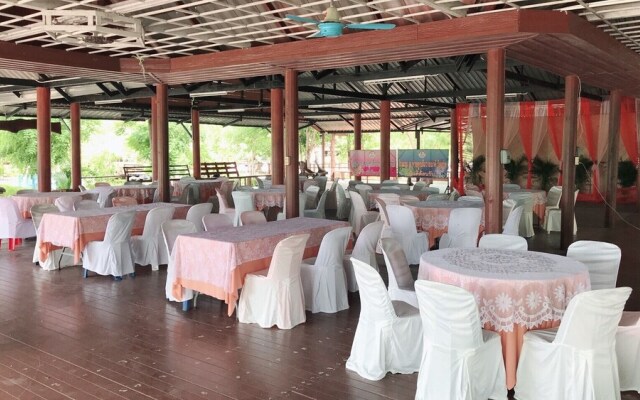 Vassanadee Resort and Camp