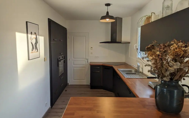 Pretty Family House Near the Beach