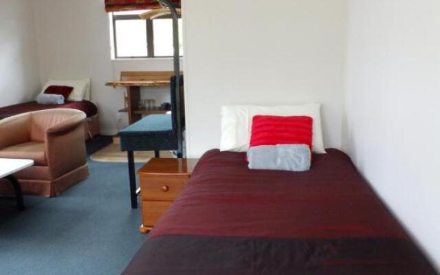 Ropatinis Homestay B&B