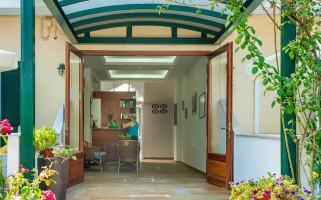 Villa Rossa Area Boutique Beach Resort