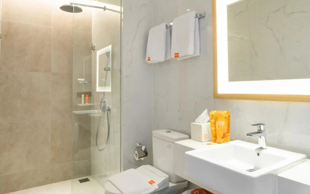 HARRIS Suites Puri Mansion