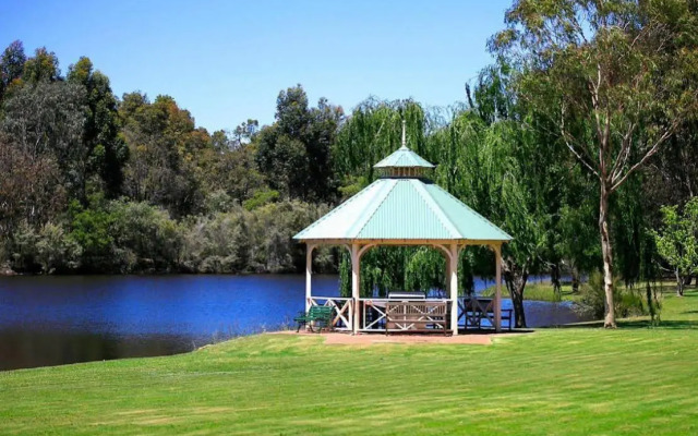 Eight Willows Retreat