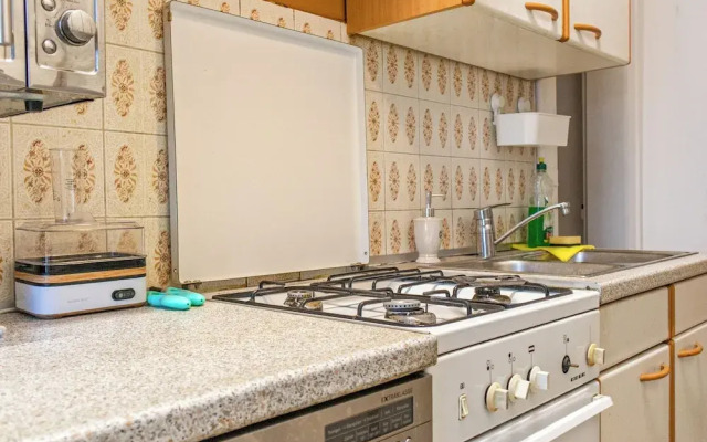 Comfortable 3BR Danube & Millenium Tower