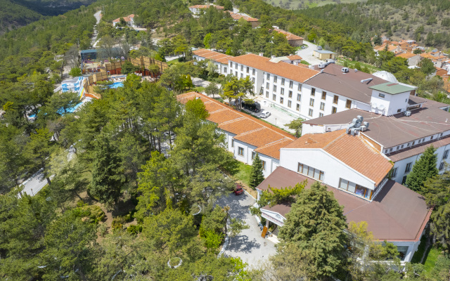 Harlek Termal Otel