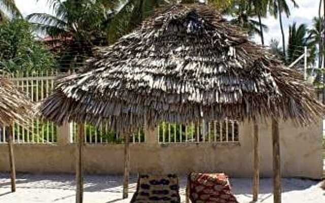 Pwani Beach Hotel & Apartments