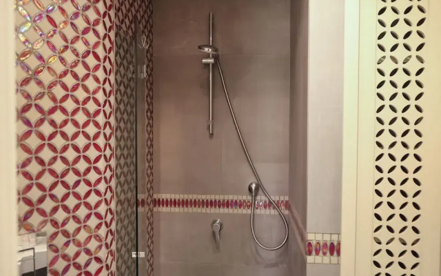 Elegant Apartment At Chiaia By Wonderful Italy