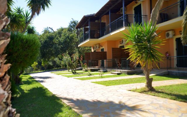Alexandros Apartments