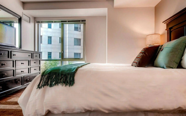 Global Luxury Suites Fenway Park
