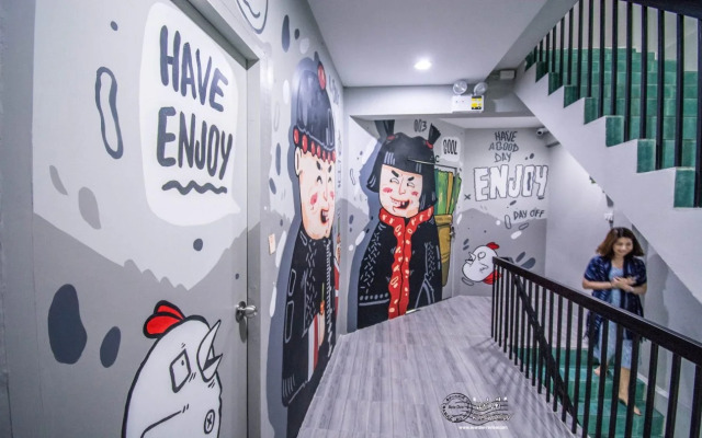 Enjoy House - Hostel