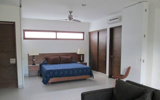 Paraiso Maya Luxury Resort