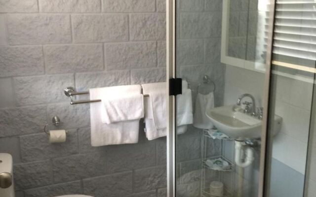 Westside Tavern and Motel