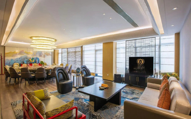 Herun International Hotel