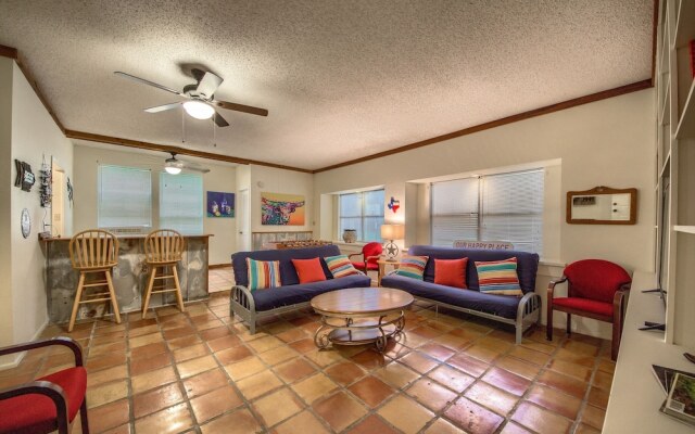 Texas River Haus LD1683