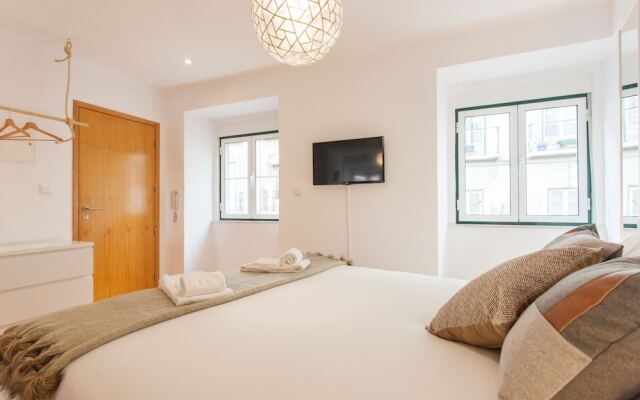 Moniz Studio Apartment - by LU Holidays