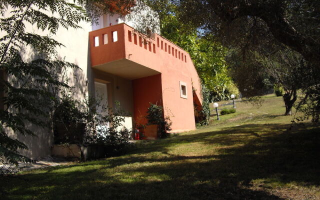 Sanidiamonds  APARTMENTS & STUDIOS