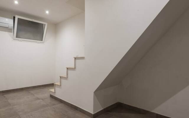 Vatican Suite 2 Levels Completely Renovated