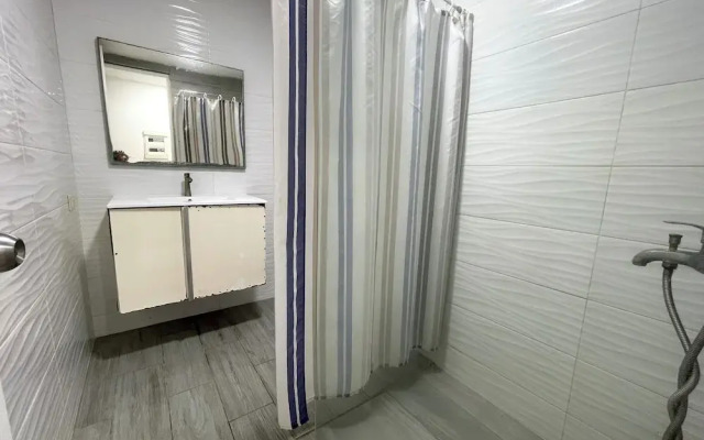 Studio Apart Hotel Rooftop Pool Beach