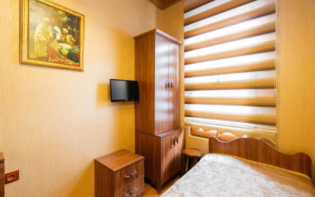 Rozin Hotel