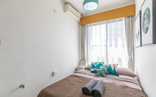 Locals Boutique Apartment Huafa Plaza 14