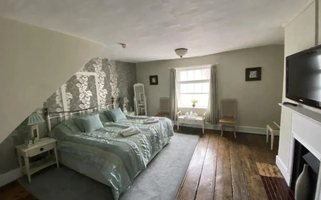 Ye Olde George Inn - Badger Pubs