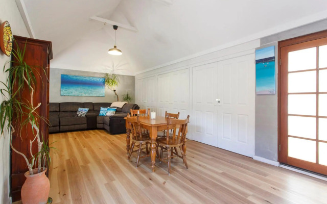 Binks Beach House - South Fremantle