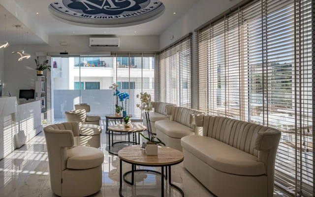 Mirage Bleu Hotel