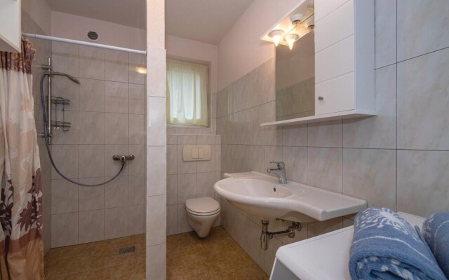 Amazing Home in Medulin With Wifi and 6 Bedrooms