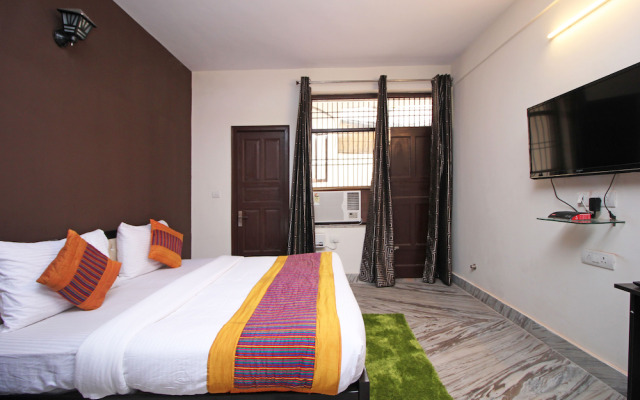 OYO 8914 Hotel Ambrosia