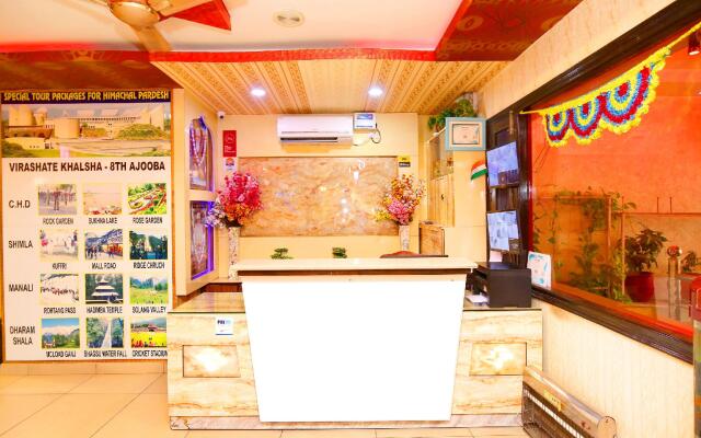 OYO Flagship 5375 Hotel White House