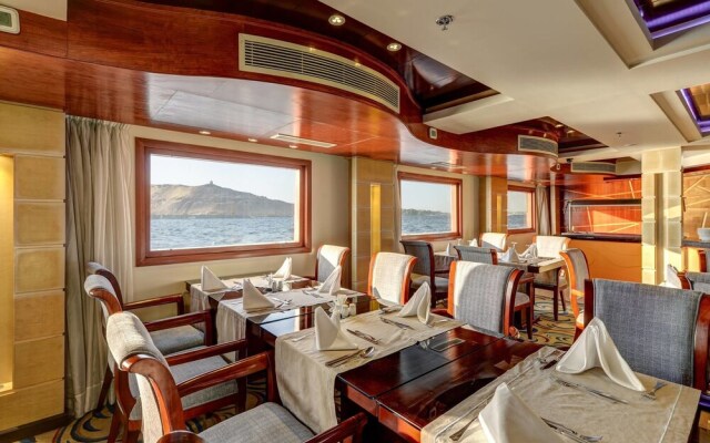MS Esmeralda Nile Cruise from Aswan or Luxor
