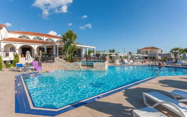 Venus Hotel & Suites