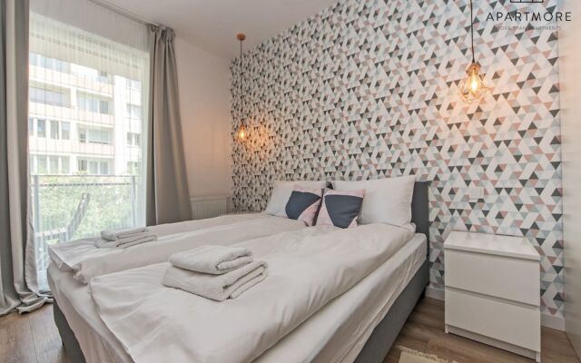 City Center - Dluga Grobla by Apartmore