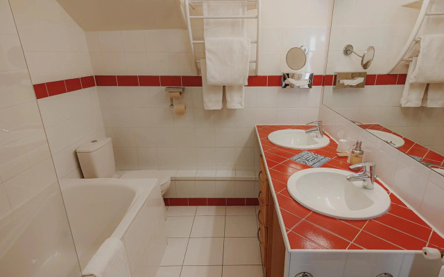 Hotel de l'Abeille Orleans