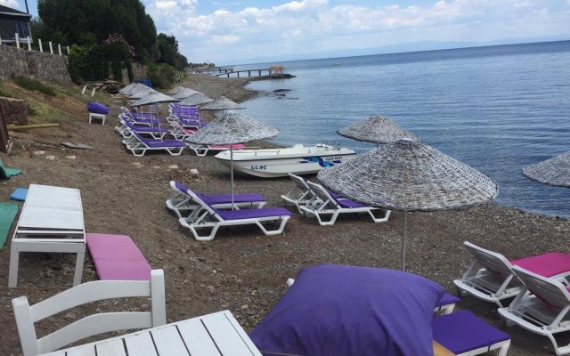 Assos Margot Hotel