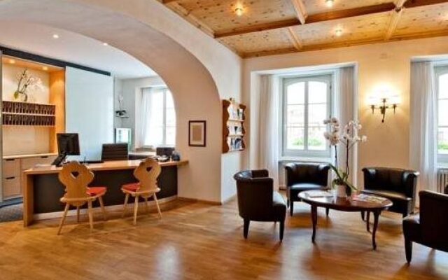Hotel Engiadina