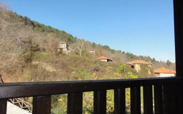 Sintrivanis Mountain