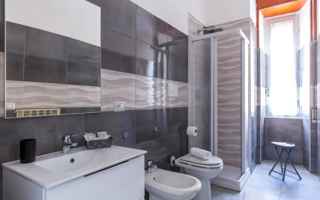 Emanuele III - 4 Bedroom Apartment