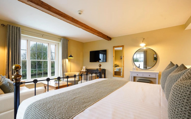Waveney House Hotel