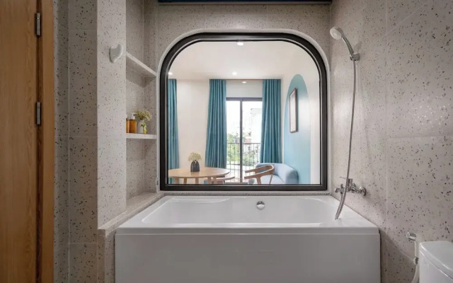 Moonlit Suites Hotel