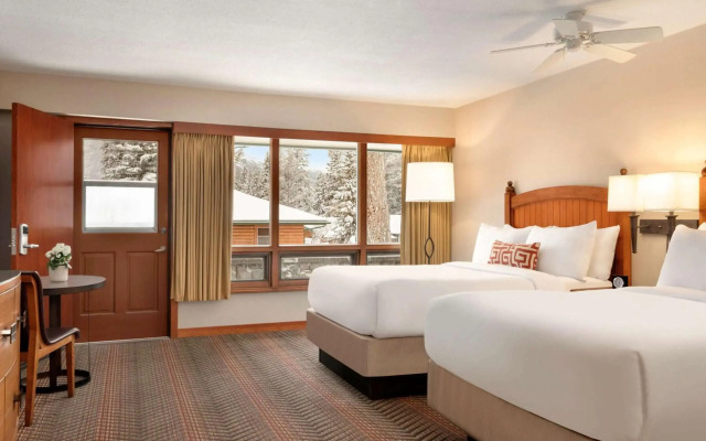 Fairmont Jasper Park Lodge